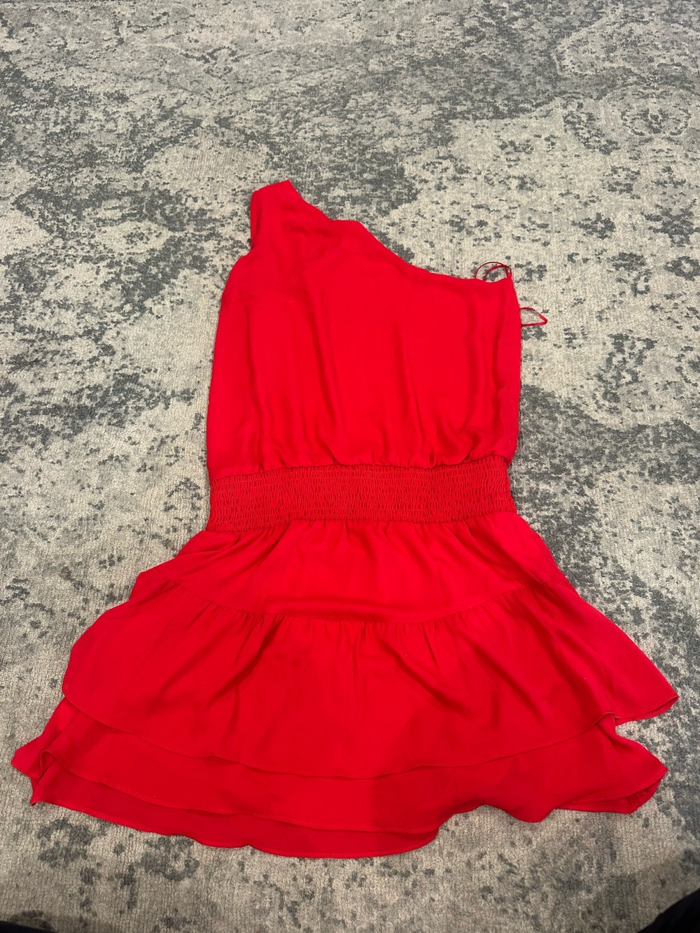 krisa One Shoulder Ruffle Mini in Red - Picture 4 of 4